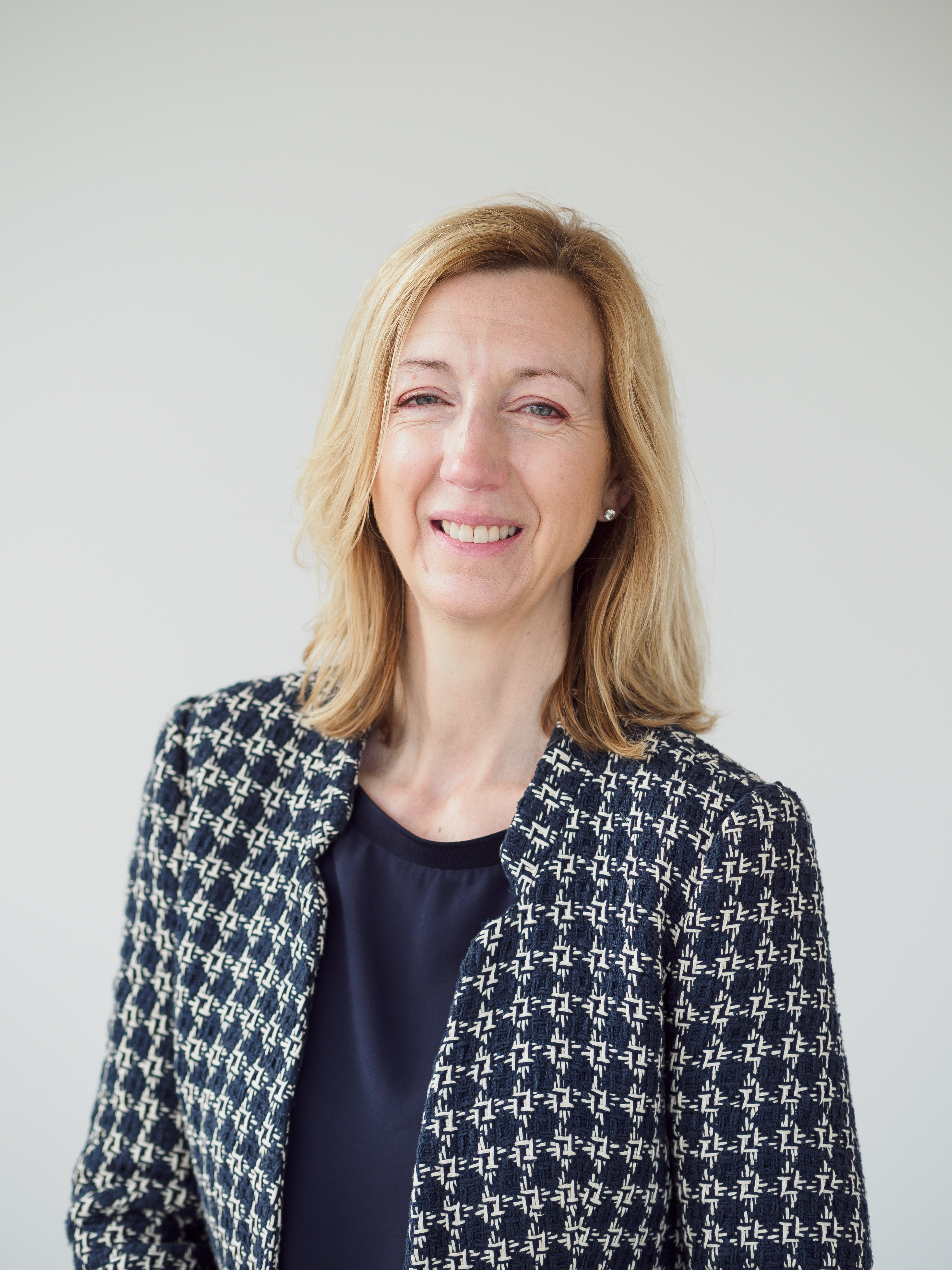 Headshot of Jayne Seaford